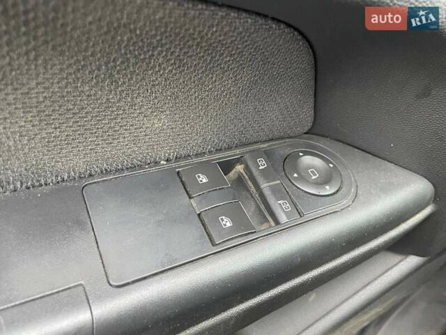 Серый Опель Астра, объемом двигателя 1.6 л и пробегом 298 тыс. км за 4790 $, фото 15 на Automoto.ua