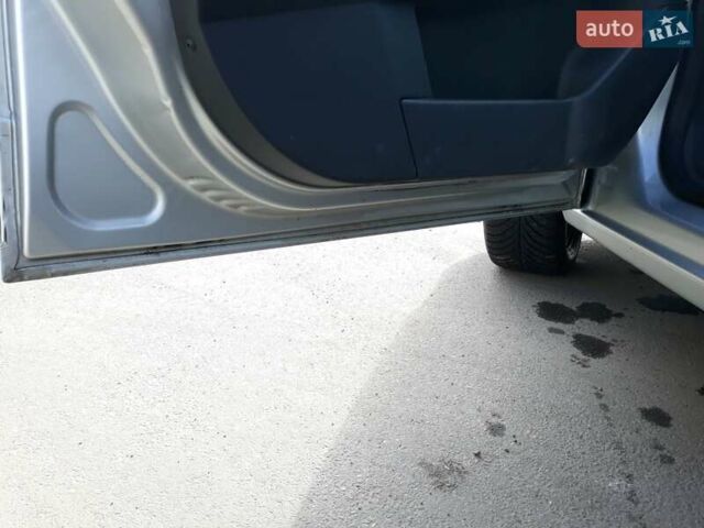 Серый Опель Астра, объемом двигателя 1.6 л и пробегом 199 тыс. км за 4950 $, фото 9 на Automoto.ua