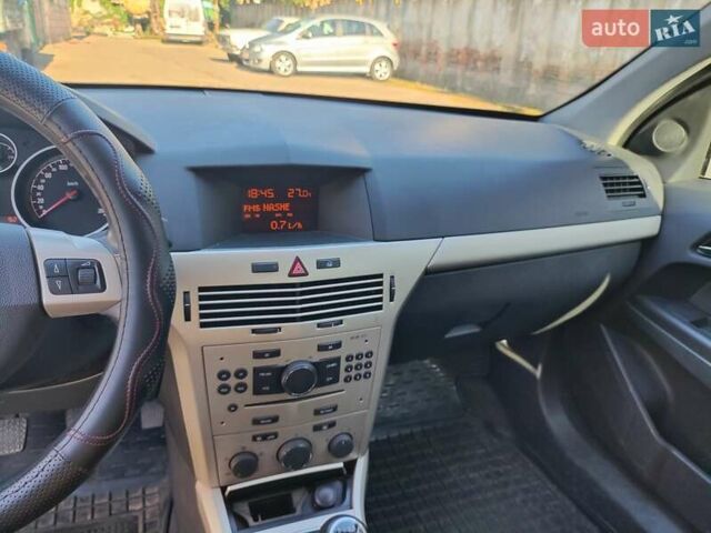 Сірий Опель Астра, об'ємом двигуна 0 л та пробігом 192 тис. км за 5500 $, фото 4 на Automoto.ua