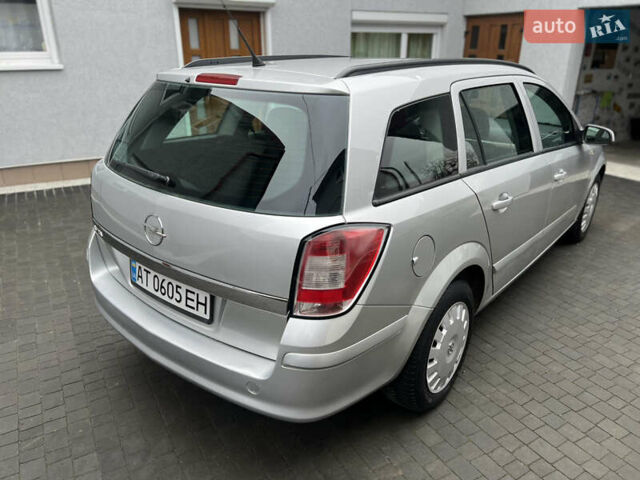 Серый Опель Астра, объемом двигателя 1.36 л и пробегом 270 тыс. км за 3900 $, фото 11 на Automoto.ua