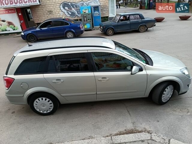 Серый Опель Астра, объемом двигателя 1.8 л и пробегом 197 тыс. км за 5200 $, фото 43 на Automoto.ua