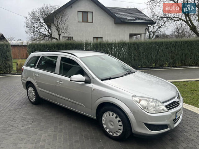 Серый Опель Астра, объемом двигателя 1.36 л и пробегом 270 тыс. км за 3900 $, фото 89 на Automoto.ua