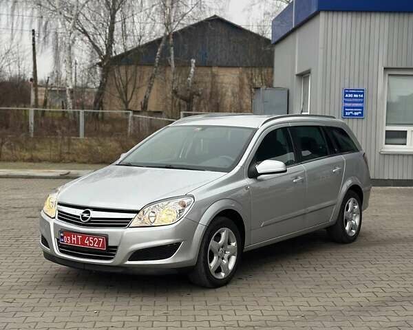 Серый Опель Астра, объемом двигателя 1.6 л и пробегом 160 тыс. км за 5400 $, фото 24 на Automoto.ua