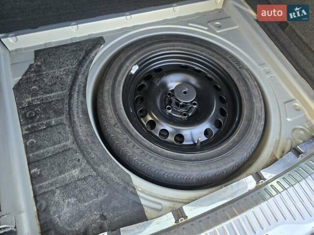 Серый Опель Астра, объемом двигателя 1.3 л и пробегом 238 тыс. км за 4800 $, фото 16 на Automoto.ua