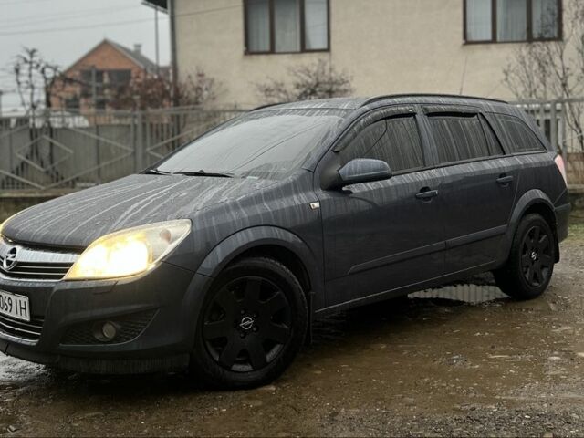 Серый Опель Астра, объемом двигателя 1.9 л и пробегом 241 тыс. км за 5100 $, фото 6 на Automoto.ua