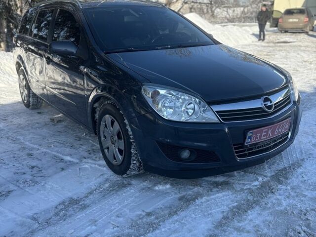 Серый Опель Астра, объемом двигателя 1.6 л и пробегом 250 тыс. км за 5500 $, фото 4 на Automoto.ua