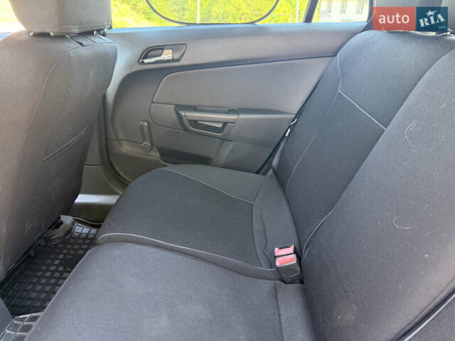 Сірий Опель Астра, об'ємом двигуна 1.6 л та пробігом 240 тис. км за 4800 $, фото 19 на Automoto.ua