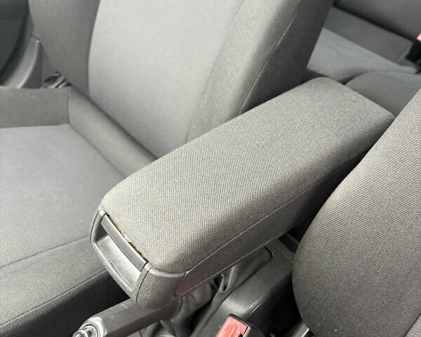 Серый Опель Астра, объемом двигателя 1.6 л и пробегом 215 тыс. км за 6000 $, фото 17 на Automoto.ua