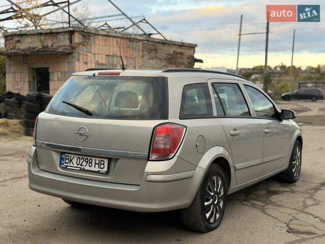 Опель Астра 2008 в Ровно на Automoto.ua Серый Опель Астра, объемом двигателя 1.91 л и пробегом 255 тыс. км за 4300 $, фото 28 на Automoto.ua