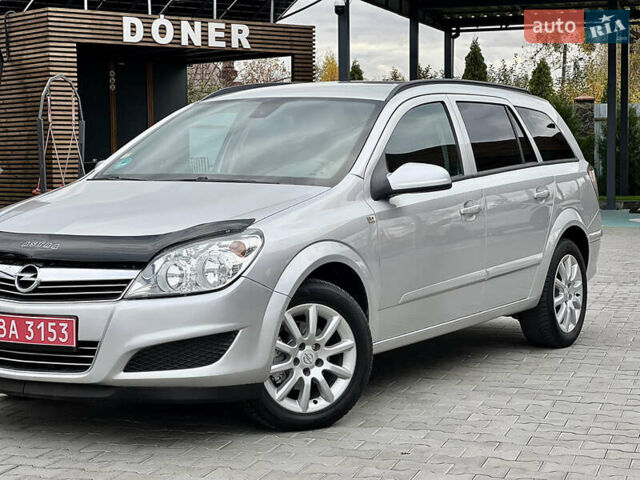 Опель Астра 2008 в Виннице на Automoto.ua Серый Опель Астра, объемом двигателя 1.8 л и пробегом 166 тыс. км за 6499 $, фото 4 на Automoto.ua