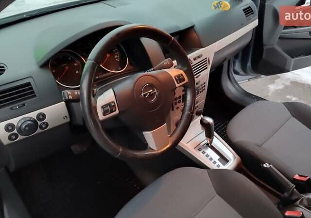 Сірий Опель Астра, об'ємом двигуна 1.9 л та пробігом 255 тис. км за 6200 $, фото 14 на Automoto.ua