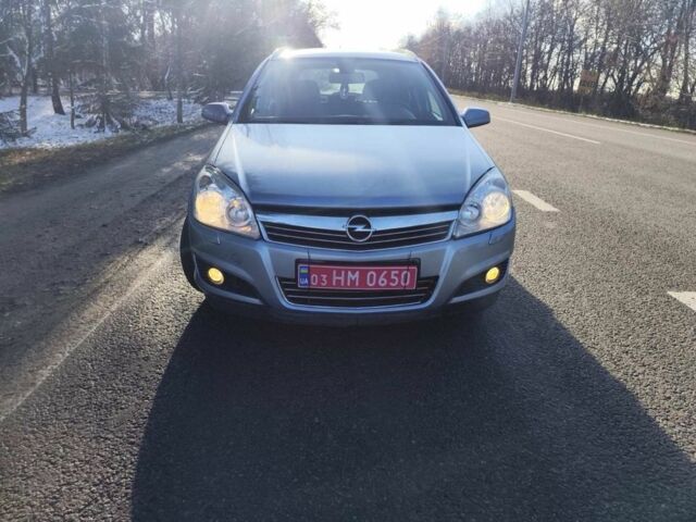 Сірий Опель Астра, об'ємом двигуна 1.6 л та пробігом 272 тис. км за 4900 $, фото 2 на Automoto.ua