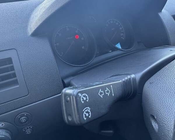 Сірий Опель Астра, об'ємом двигуна 1.7 л та пробігом 285 тис. км за 5250 $, фото 8 на Automoto.ua