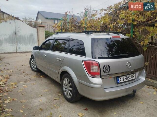 Серый Опель Астра, объемом двигателя 1.6 л и пробегом 205 тыс. км за 5800 $, фото 4 на Automoto.ua