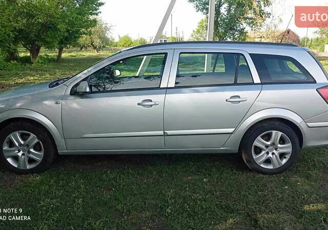 Серый Опель Астра, объемом двигателя 1.69 л и пробегом 308 тыс. км за 5500 $, фото 5 на Automoto.ua