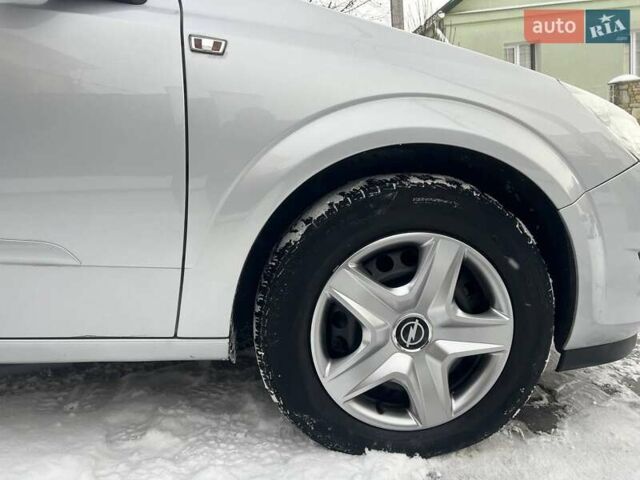 Сірий Опель Астра, об'ємом двигуна 1.6 л та пробігом 209 тис. км за 5999 $, фото 22 на Automoto.ua