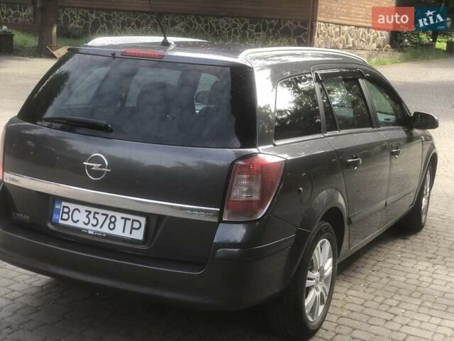 Серый Опель Астра, объемом двигателя 1.69 л и пробегом 278 тыс. км за 5900 $, фото 11 на Automoto.ua