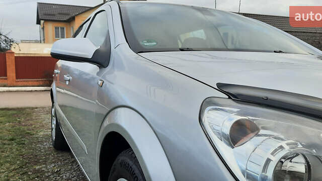 Сірий Опель Астра, об'ємом двигуна 1.8 л та пробігом 200 тис. км за 5999 $, фото 13 на Automoto.ua