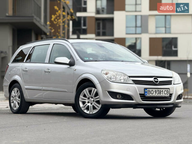 Серый Опель Астра, объемом двигателя 1.7 л и пробегом 228 тыс. км за 4899 $, фото 6 на Automoto.ua