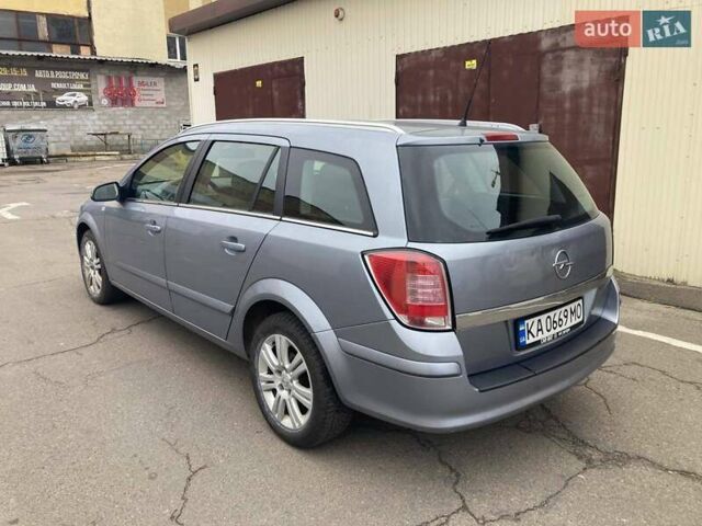 Серый Опель Астра, объемом двигателя 1.6 л и пробегом 156 тыс. км за 6100 $, фото 4 на Automoto.ua