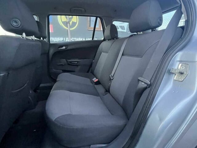 Серый Опель Астра, объемом двигателя 1.4 л и пробегом 220 тыс. км за 5500 $, фото 17 на Automoto.ua