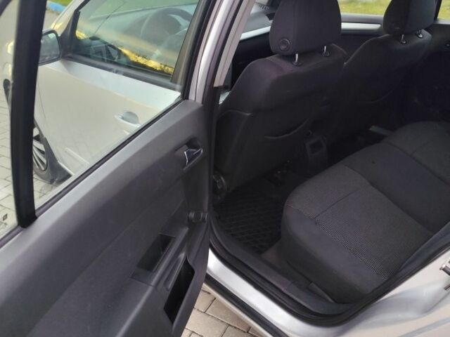 Сірий Опель Астра, об'ємом двигуна 0 л та пробігом 285 тис. км за 4850 $, фото 5 на Automoto.ua