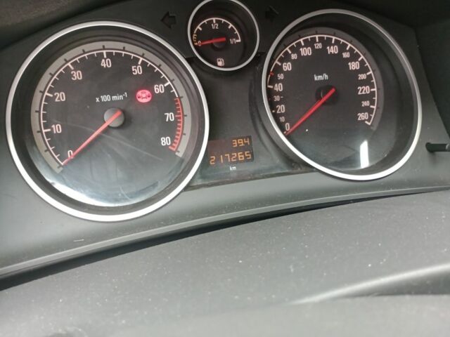 Серый Опель Астра, объемом двигателя 1.4 л и пробегом 240 тыс. км за 5000 $, фото 11 на Automoto.ua