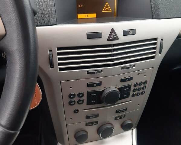 Сірий Опель Астра, об'ємом двигуна 1.6 л та пробігом 163 тис. км за 5300 $, фото 14 на Automoto.ua