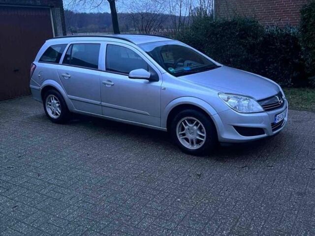 Сірий Опель Астра, об'ємом двигуна 1.7 л та пробігом 225 тис. км за 5500 $, фото 1 на Automoto.ua