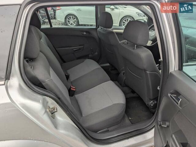 Серый Опель Астра, объемом двигателя 0 л и пробегом 240 тыс. км за 4850 $, фото 31 на Automoto.ua