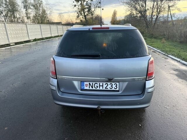 Серый Опель Астра, объемом двигателя 1.9 л и пробегом 227 тыс. км за 2300 $, фото 4 на Automoto.ua