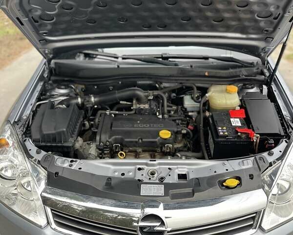 Серый Опель Астра, объемом двигателя 1.4 л и пробегом 193 тыс. км за 4900 $, фото 20 на Automoto.ua