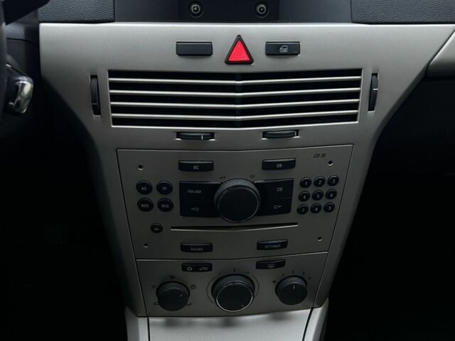 Сірий Опель Астра, об'ємом двигуна 1.6 л та пробігом 210 тис. км за 4999 $, фото 6 на Automoto.ua