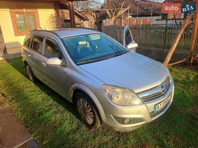 Серый Опель Астра, объемом двигателя 1.7 л и пробегом 273 тыс. км за 4700 $, фото 1 на Automoto.ua