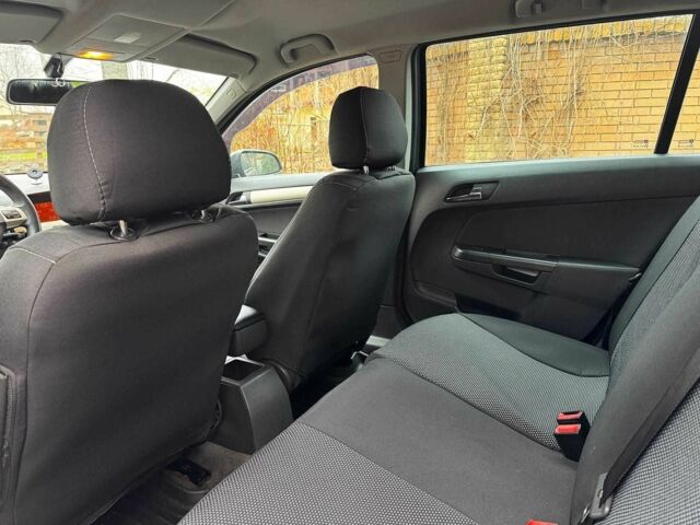 Сірий Опель Астра, об'ємом двигуна 1.6 л та пробігом 197 тис. км за 5990 $, фото 23 на Automoto.ua