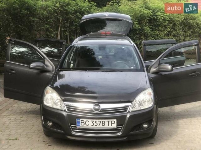 Серый Опель Астра, объемом двигателя 1.69 л и пробегом 278 тыс. км за 5900 $, фото 6 на Automoto.ua
