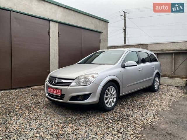 Серый Опель Астра, объемом двигателя 1.6 л и пробегом 172 тыс. км за 5900 $, фото 1 на Automoto.ua
