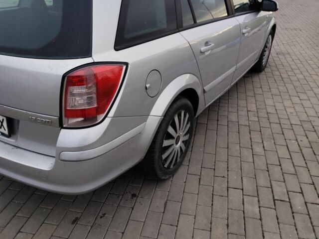 Сірий Опель Астра, об'ємом двигуна 0 л та пробігом 285 тис. км за 4850 $, фото 1 на Automoto.ua