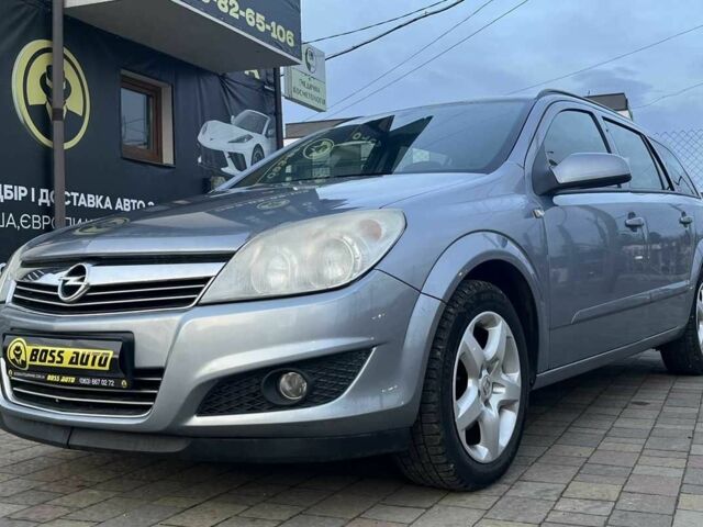 Серый Опель Астра, объемом двигателя 1.4 л и пробегом 220 тыс. км за 5500 $, фото 2 на Automoto.ua