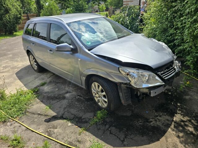 Сірий Опель Астра, об'ємом двигуна 1.6 л та пробігом 277 тис. км за 2500 $, фото 1 на Automoto.ua
