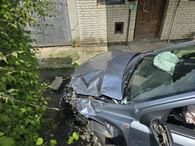 Сірий Опель Астра, об'ємом двигуна 1.6 л та пробігом 277 тис. км за 2500 $, фото 4 на Automoto.ua