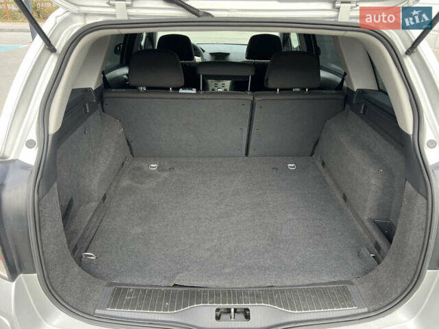 Опель Астра 2008 в Виннице на Automoto.ua Серый Опель Астра, объемом двигателя 1.8 л и пробегом 166 тыс. км за 6499 $, фото 50 на Automoto.ua