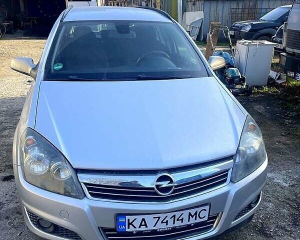 Сірий Опель Астра, об'ємом двигуна 1.6 л та пробігом 239 тис. км за 5500 $, фото 2 на Automoto.ua