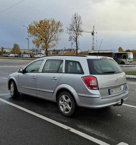 Опель Астра 2008 у Луцьку на Automoto.ua Сірий Опель Астра, об'ємом двигуна 1.69 л та пробігом 238 тис. км за 5650 $, фото 6 на Automoto.ua