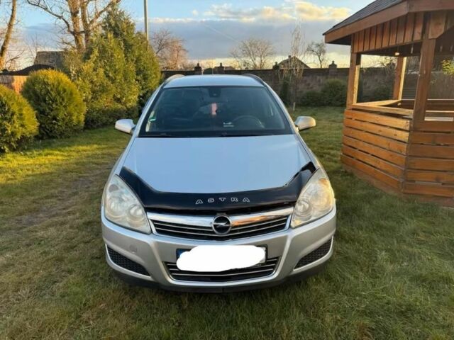 Серый Опель Астра, объемом двигателя 1.9 л и пробегом 253 тыс. км за 5200 $, фото 7 на Automoto.ua