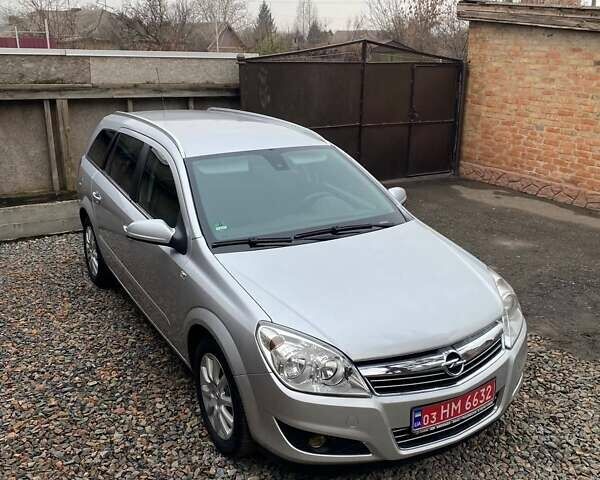 Серый Опель Астра, объемом двигателя 1.6 л и пробегом 172 тыс. км за 5900 $, фото 8 на Automoto.ua