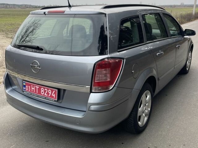 Сірий Опель Астра, об'ємом двигуна 1.4 л та пробігом 193 тис. км за 4900 $, фото 5 на Automoto.ua