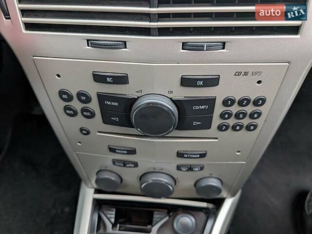 Серый Опель Астра, объемом двигателя 0 л и пробегом 240 тыс. км за 4850 $, фото 43 на Automoto.ua