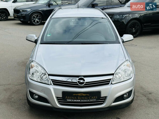 Серый Опель Астра, объемом двигателя 1.6 л и пробегом 154 тыс. км за 7200 $, фото 7 на Automoto.ua