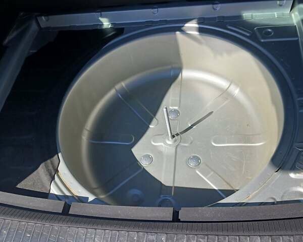 Серый Опель Астра, объемом двигателя 1.6 л и пробегом 245 тыс. км за 5500 $, фото 13 на Automoto.ua